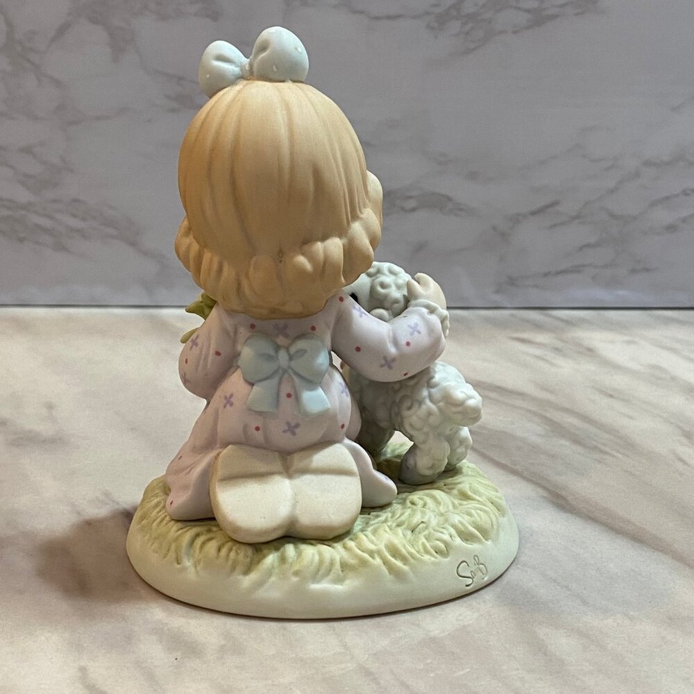 Precious Moments - April “Lily: Virtuous” - Picture 2 of 3